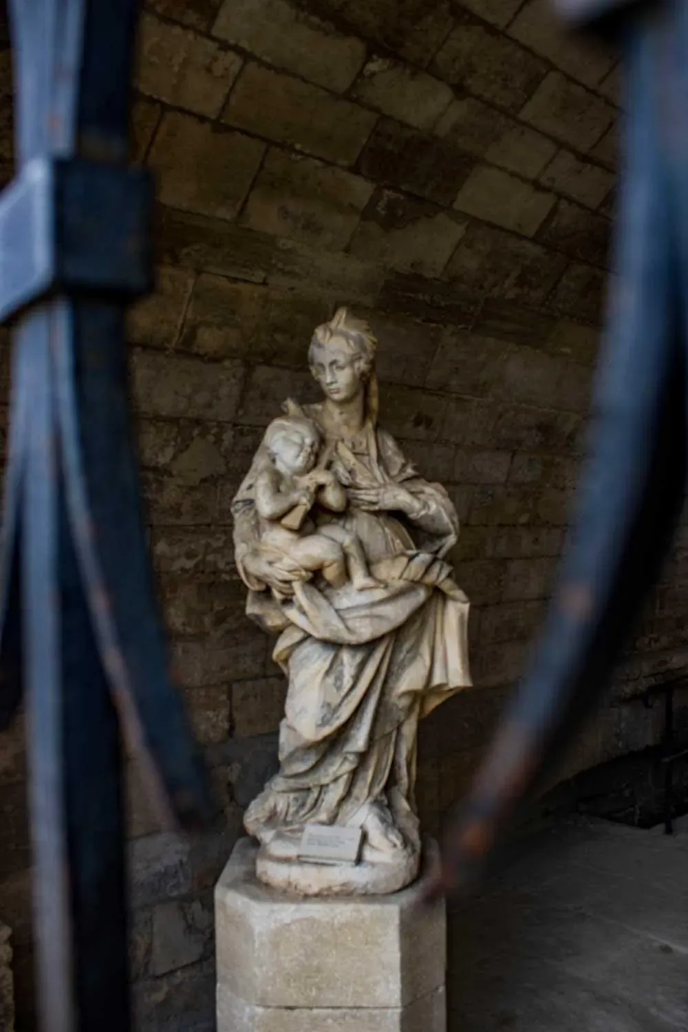Photograph from A Flânerie through Avignon